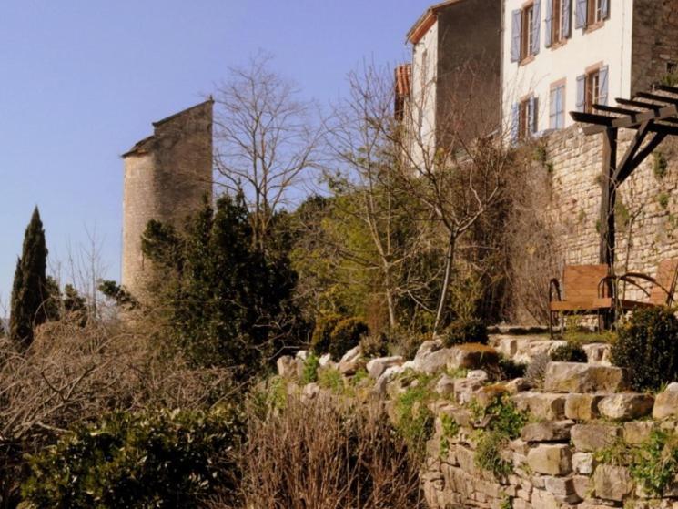 Chambres d'Hôtes Le Secret du Chat Cordes-sur-Ciel Extérieur photo